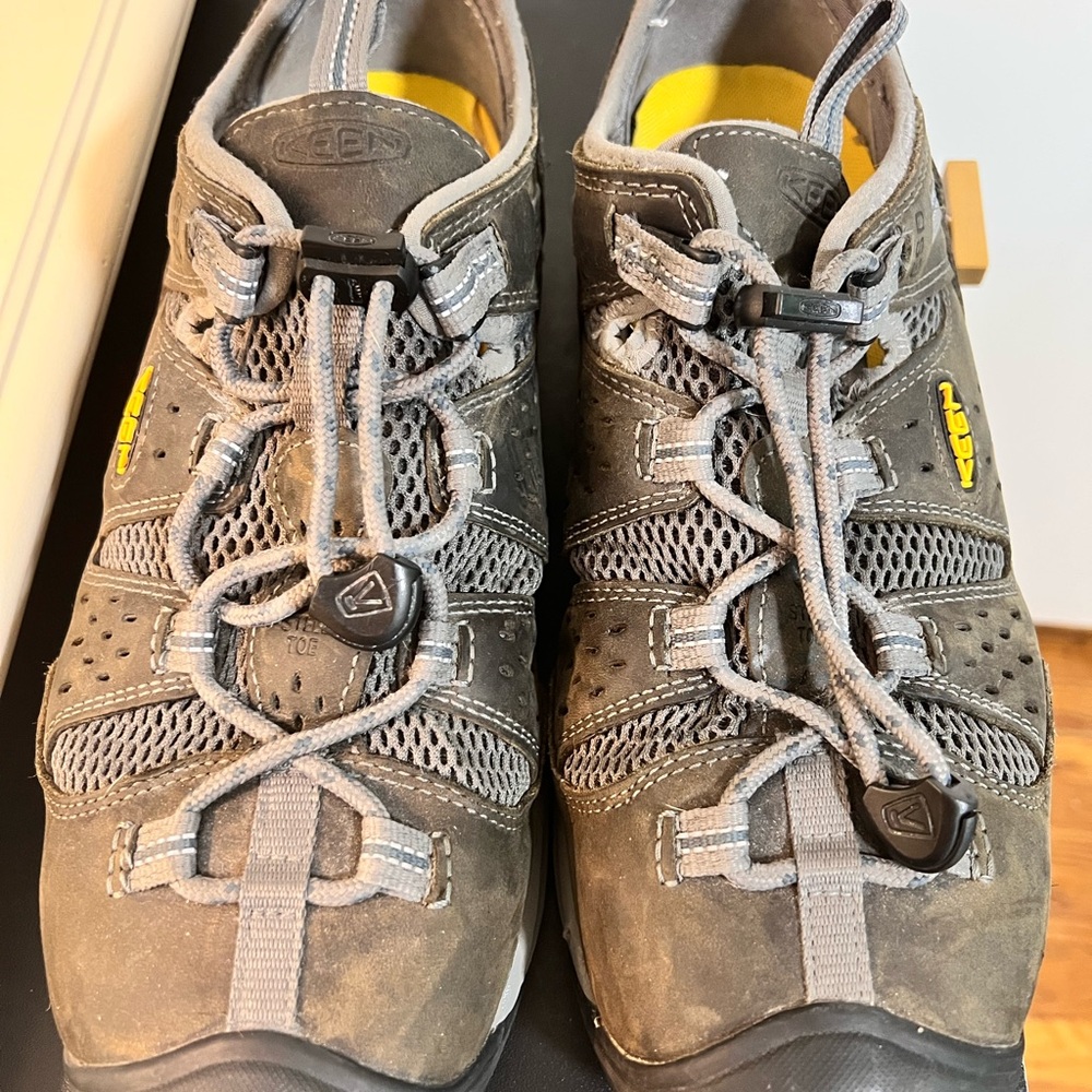 KEEN Utility Men's Atlanta Cool 2 Low Steel Toed Gray and Yellow Work Shoes